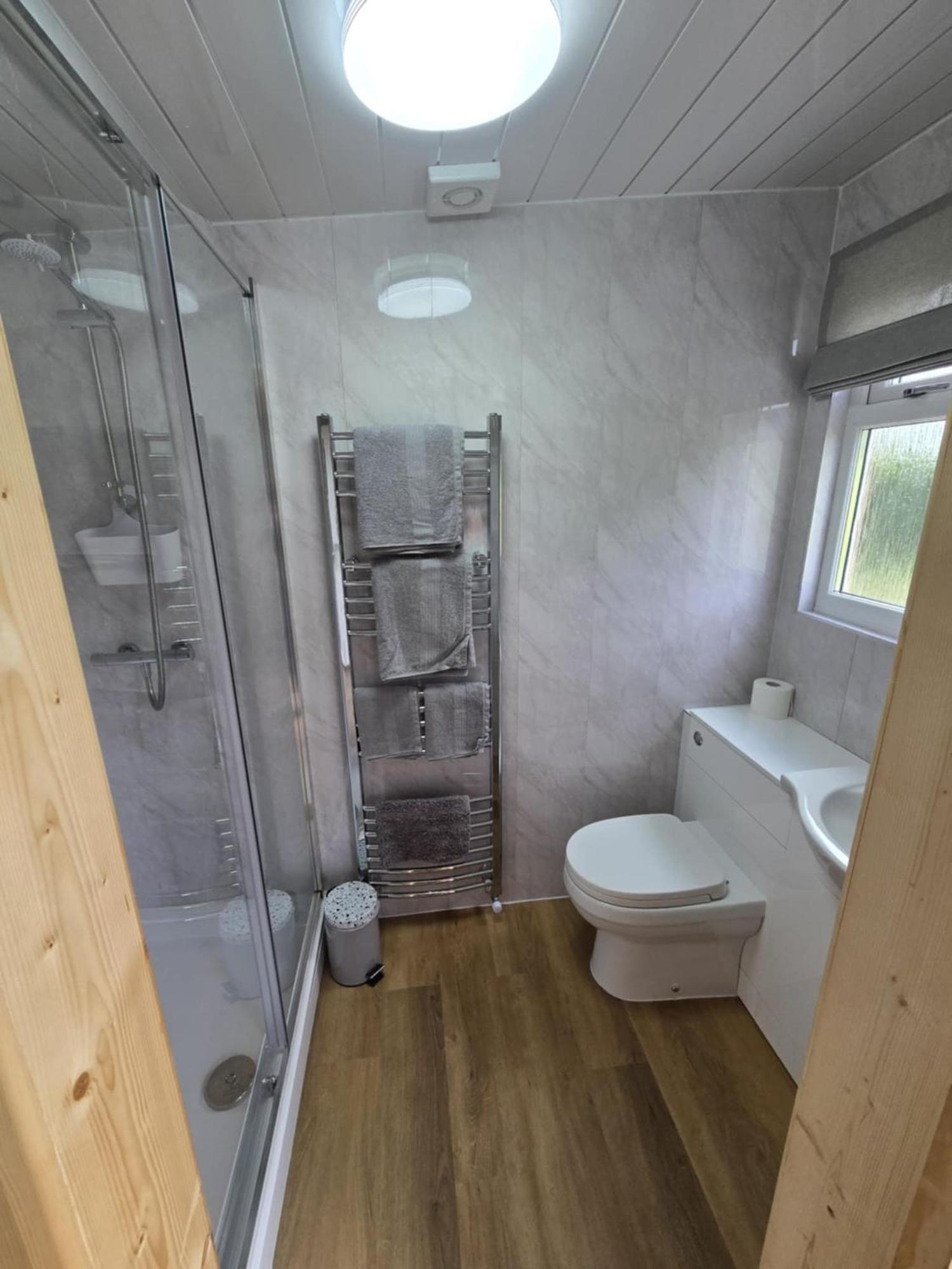Dunroaming Cabin Pendine Exterior foto